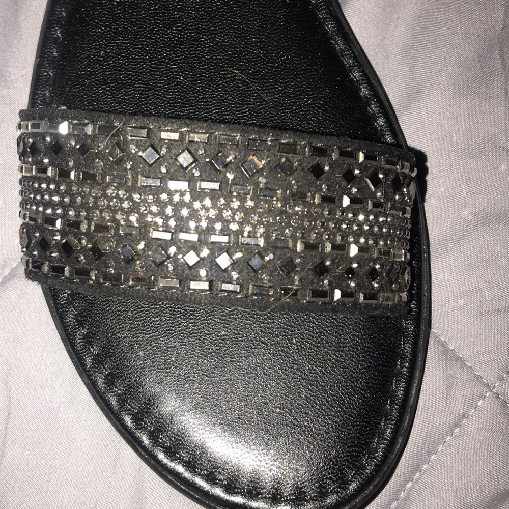 Sandals - Picture 2 of 3